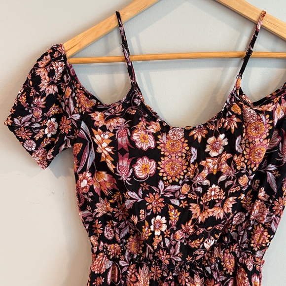 Love, Fire | Floral Patterned Open Arm Dress - Picture 10 of 14